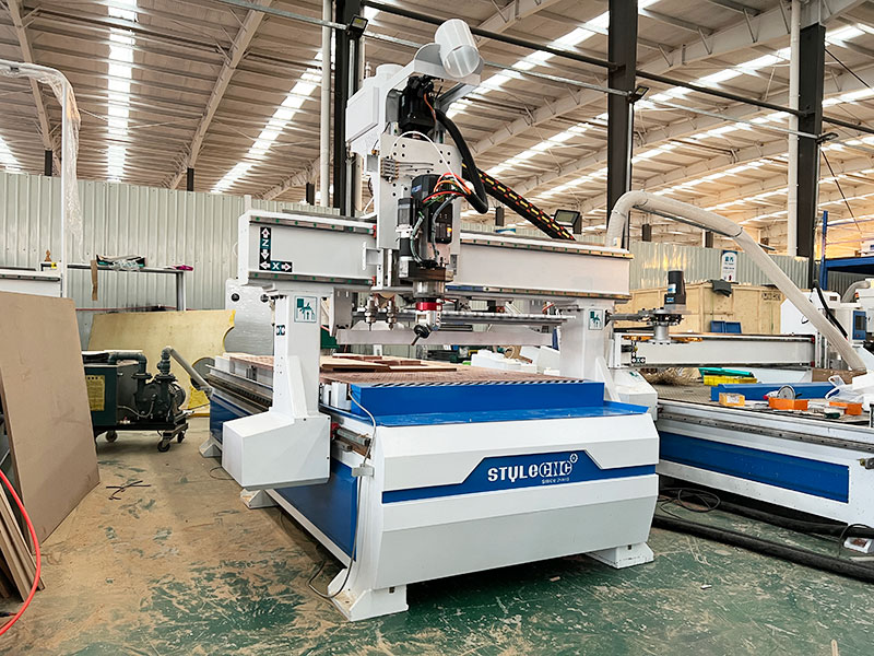 自動換刀數(shù)控木工雕刻機工作臺套件，帶 HSD C 軸和主軸