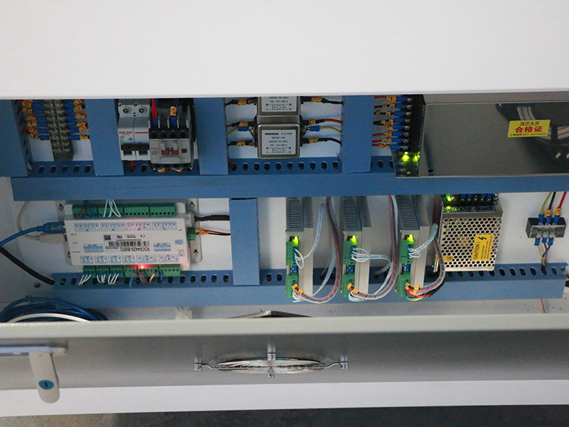 CO2 旋轉激光雕刻機電子盒 CO2 旋轉激光雕刻機電子盒