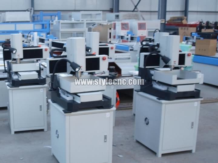 小型數控玉石雕刻機以成本價出售