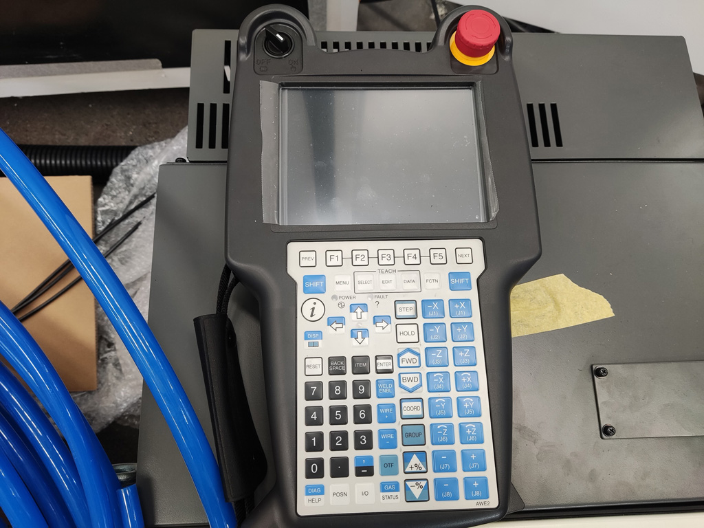 工業(yè) 3D 金屬機(jī)器人光纖激光切割機(jī)