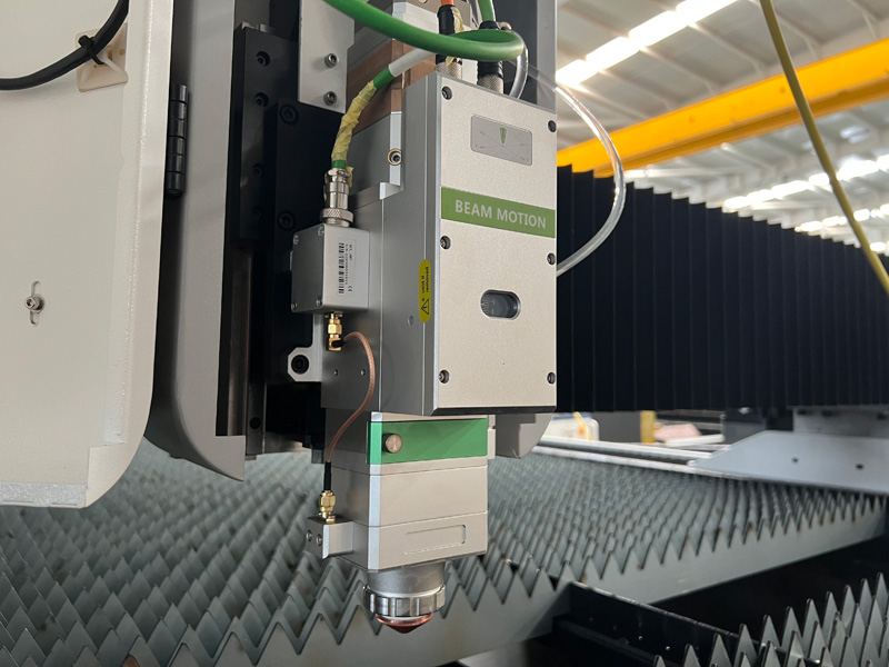 出售數(shù)控光纖激光鈑金切割機(jī) 出售數(shù)控光纖激光鈑金切割機(jī)