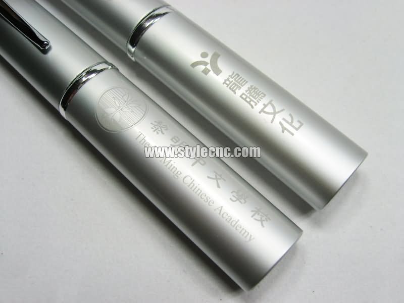 金屬項(xiàng)目激光雕刻機(jī)