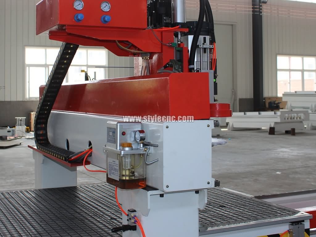 自動(dòng)注油系統(tǒng) 自動(dòng)注油系統(tǒng)