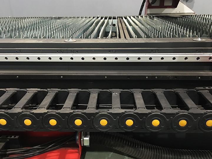 數(shù)控等離子切割工作臺(tái)部件 數(shù)控等離子切割工作臺(tái)部件