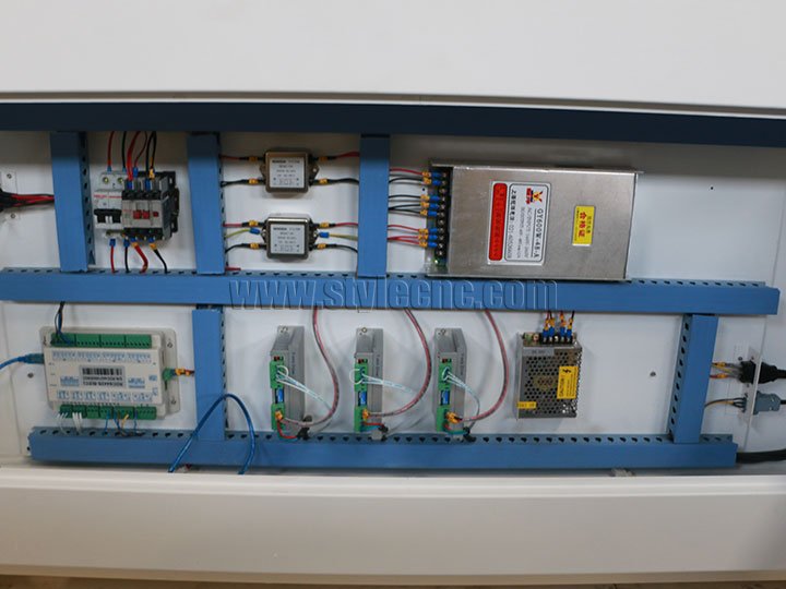 激光泡沫切割機電子箱 激光泡沫切割機電子箱