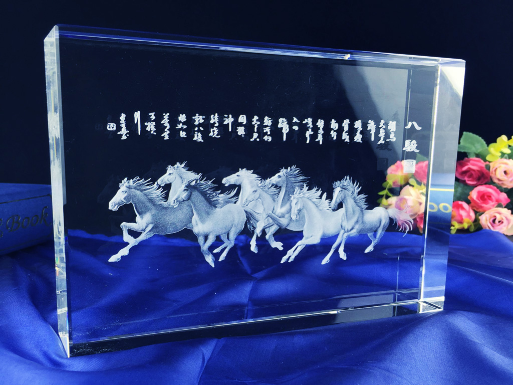激光雕刻 3D 水晶多邊形飾品
