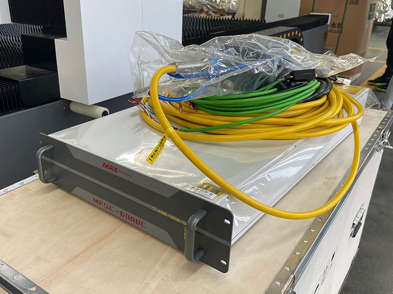 MAX 激光器 MAX 激光器