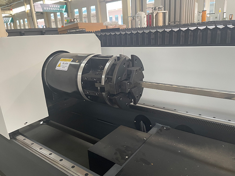 全自動自定心氣動卡盤。 全自動自定心氣動卡盤。